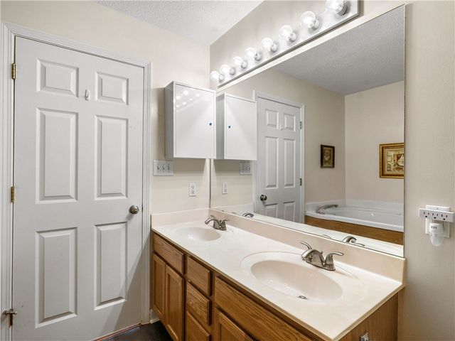 1106 Cobbs Glen Drive, Anderson, SC 29621