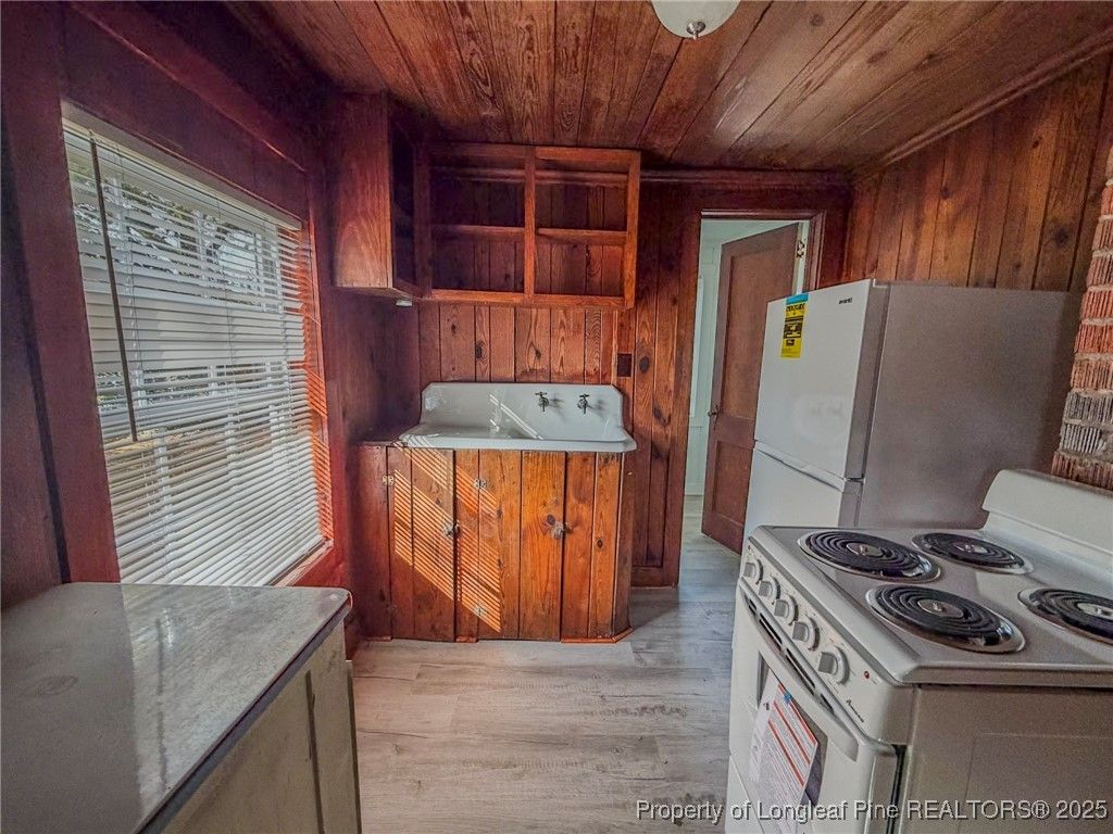 1603 McMillan Avenue, Lumberton, NC 28358 — photo 24