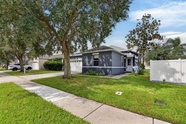 4951 WHISTLING PINES COURT, Wesley Chapel, FL 33545