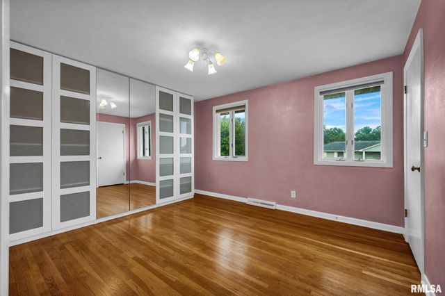 1420 W TOMAR Court, Peoria, IL 61614