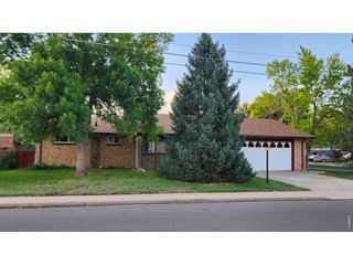 521 W 33rd St, Loveland, CO 80538
