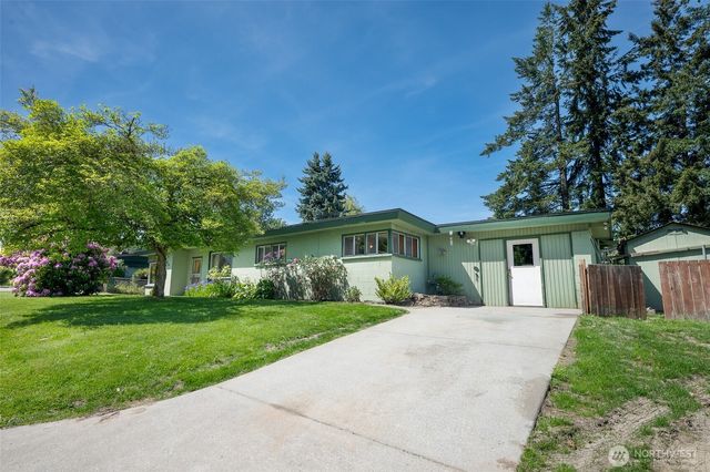 3823 214th Street SW, Brier, WA 98036
