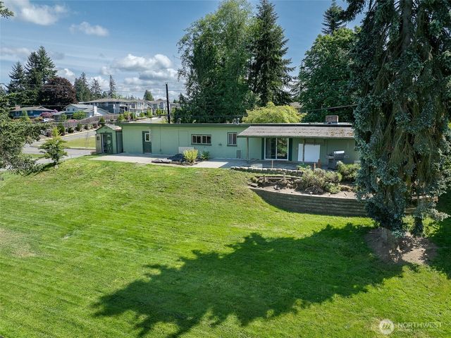 3823 214th Street SW, Brier, WA 98036
