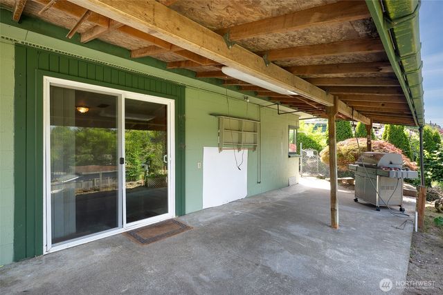 3823 214th Street SW, Brier, WA 98036