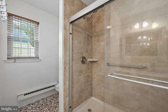 5 YORKSHIRE WAY, Southampton, NJ 08088