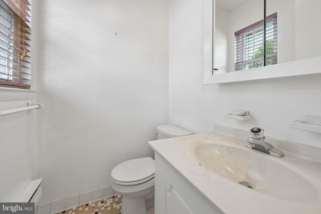 5 YORKSHIRE WAY, Southampton, NJ 08088
