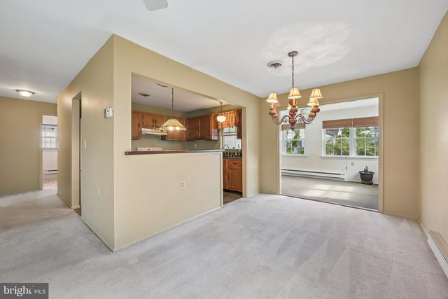 5 YORKSHIRE WAY, Southampton, NJ 08088