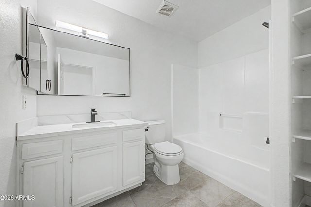 6625 W YUMA Street, Phoenix, AZ 85043