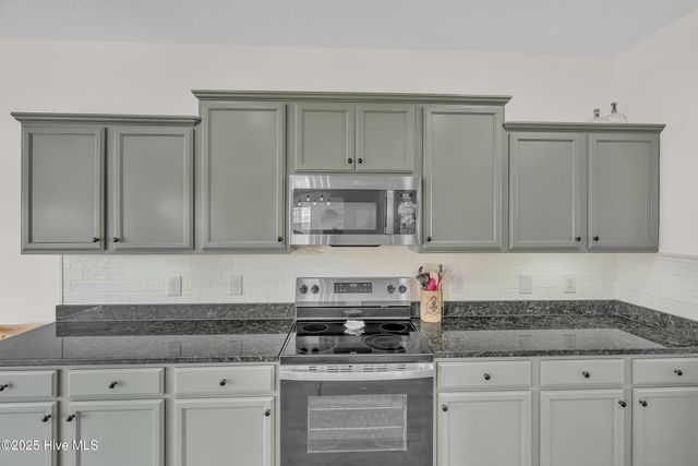 336 Merin Height Road, Jacksonville, NC 28546