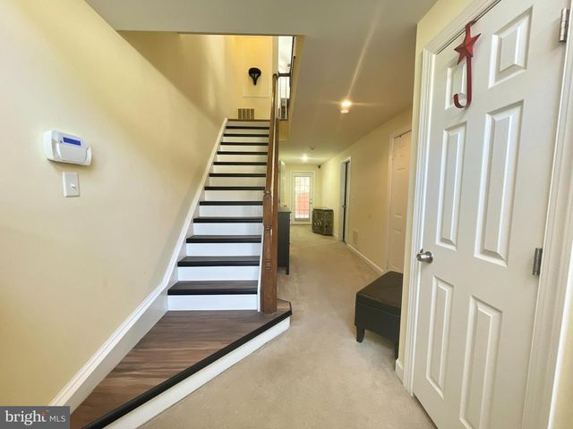 14069 MADRIGAL DR, Woodbridge, VA 22193