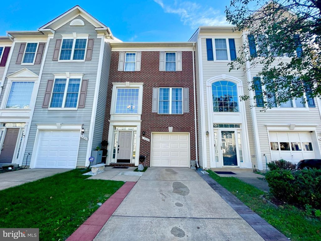 14069 MADRIGAL DR, Woodbridge, VA 22193