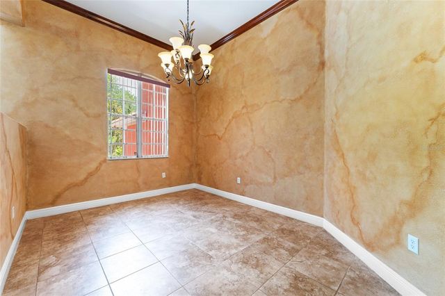 614 VINTAGE WAY, Brandon, FL 33511