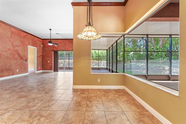 614 VINTAGE WAY, Brandon, FL 33511