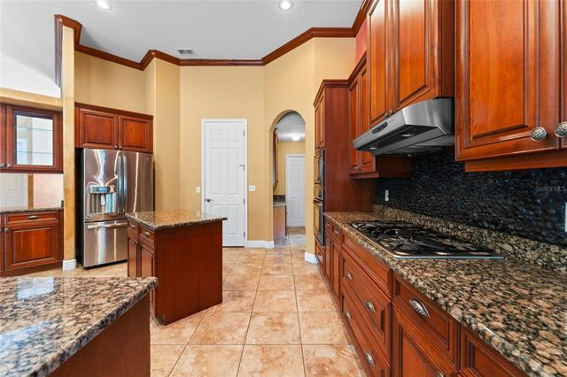 614 VINTAGE WAY, Brandon, FL 33511