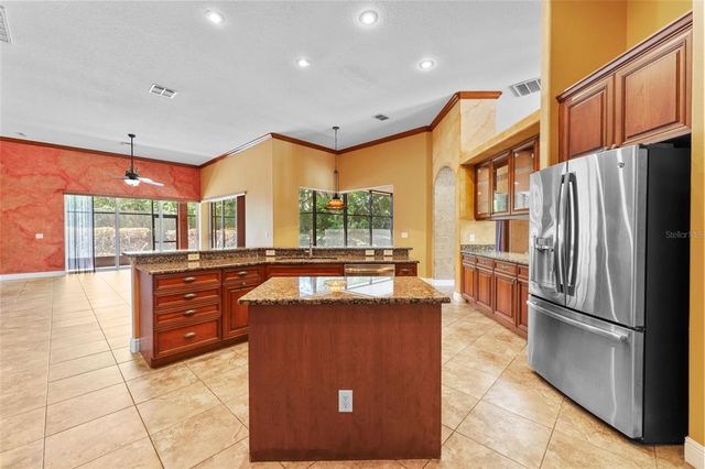 614 VINTAGE WAY, Brandon, FL 33511