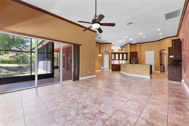 614 VINTAGE WAY, Brandon, FL 33511