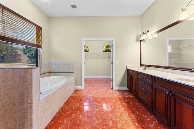 614 VINTAGE WAY, Brandon, FL 33511