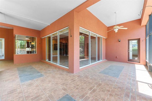 614 VINTAGE WAY, Brandon, FL 33511