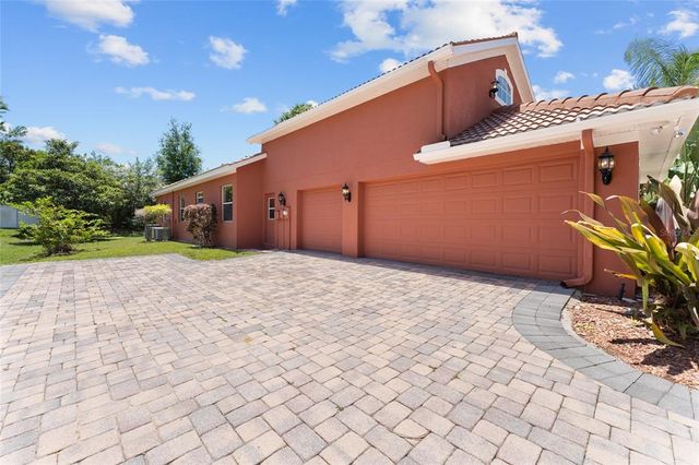 614 VINTAGE WAY, Brandon, FL 33511