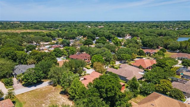 614 VINTAGE WAY, Brandon, FL 33511