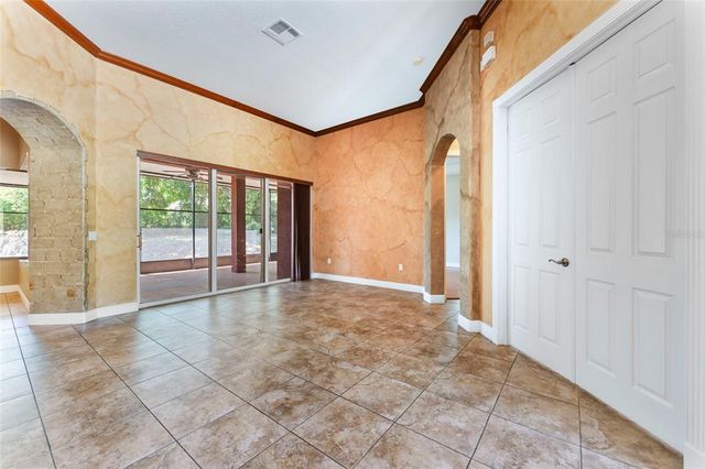 614 VINTAGE WAY, Brandon, FL 33511