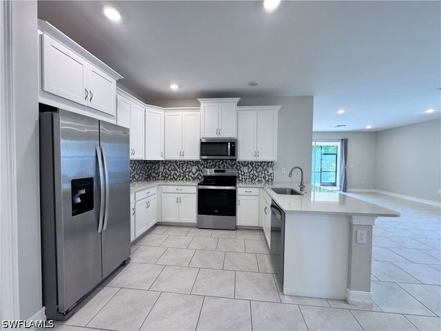 1073 Tranquil Brook DR, Naples, FL 34114