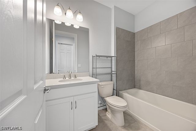 1073 Tranquil Brook DR, Naples, FL 34114