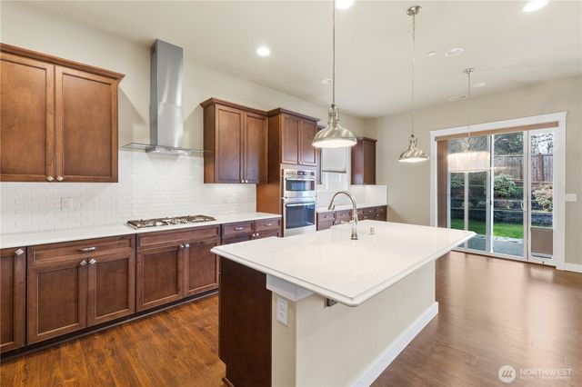 2502 12th Street Pl SW, Puyallup, WA 98373