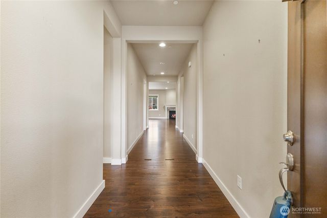 2502 12th Street Pl SW, Puyallup, WA 98373