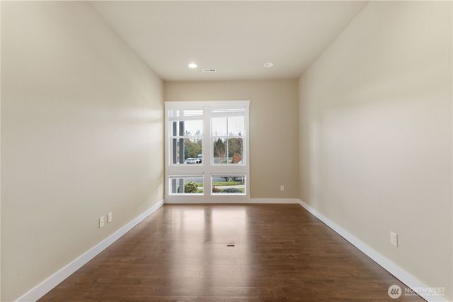 2502 12th Street Pl SW, Puyallup, WA 98373