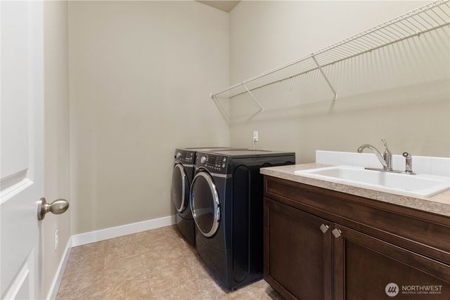 2502 12th Street Pl SW, Puyallup, WA 98373