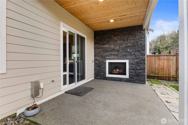 2502 12th Street Pl SW, Puyallup, WA 98373