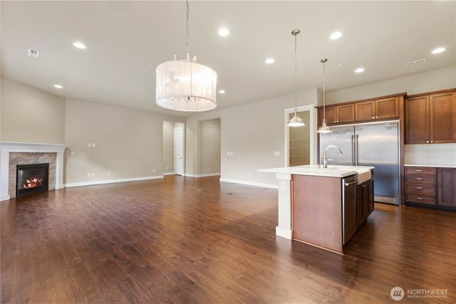 2502 12th Street Pl SW, Puyallup, WA 98373