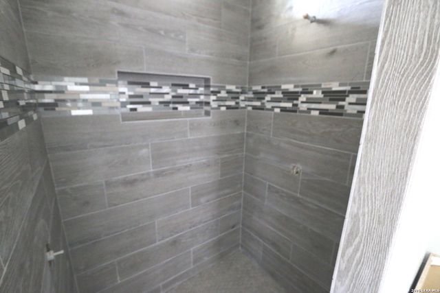 142 Timber Place, La Vernia, TX 78121