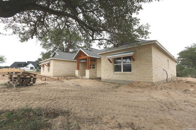 142 Timber Place, La Vernia, TX 78121