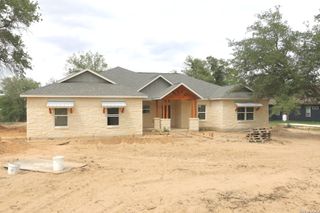 142 Timber Place, La Vernia, TX 78121