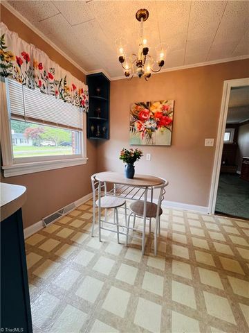 2556 Westfield Road, Mount Airy, NC 27030