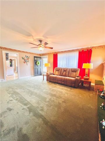 2556 Westfield Road, Mount Airy, NC 27030