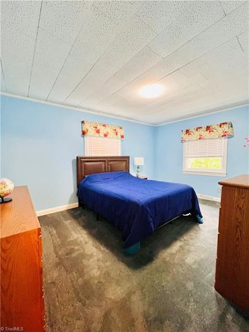 2556 Westfield Road, Mount Airy, NC 27030