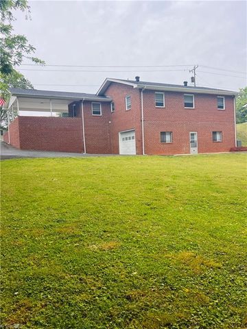 2556 Westfield Road, Mount Airy, NC 27030