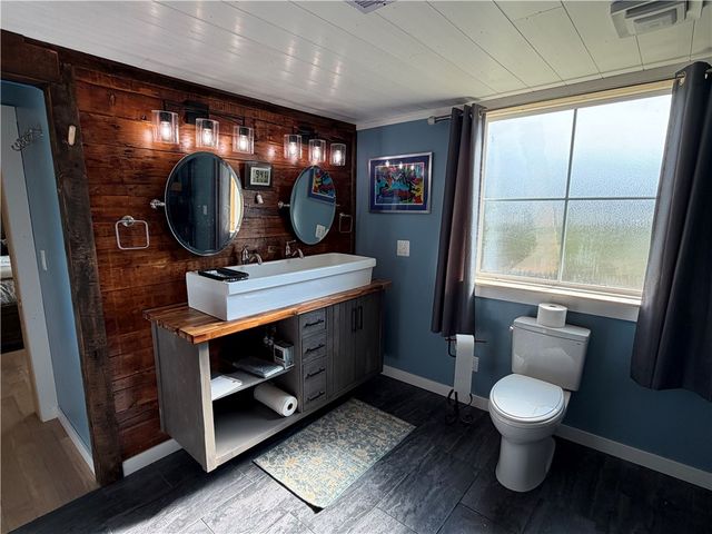 707 S Spring Street, Walhalla, SC 29691