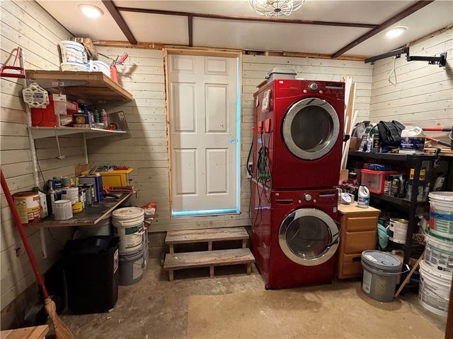 707 S Spring Street, Walhalla, SC 29691