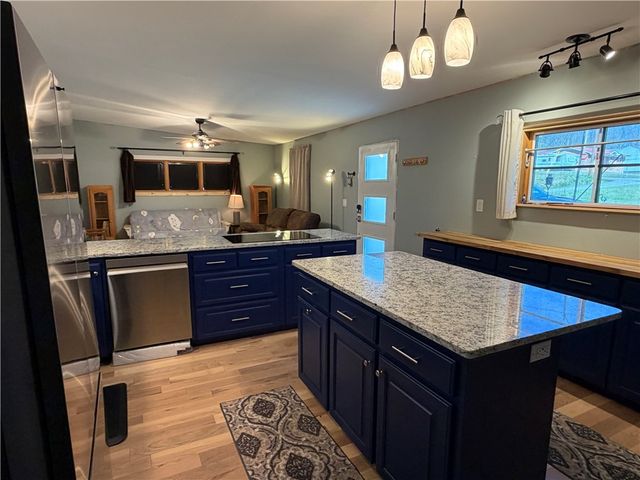 707 S Spring Street, Walhalla, SC 29691