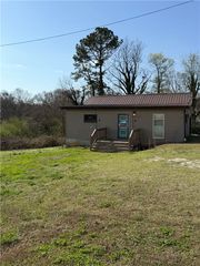 707 S Spring Street, Walhalla, SC 29691