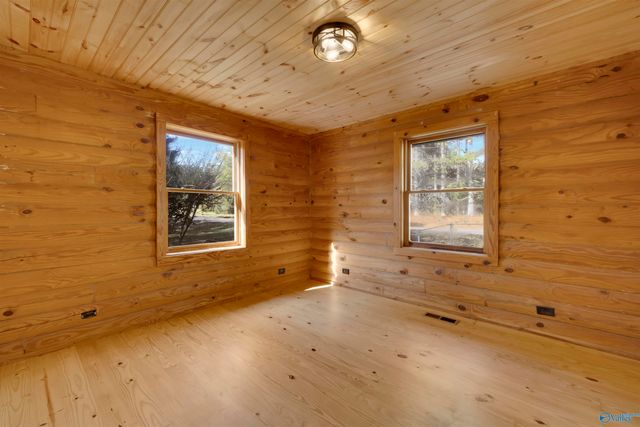 1162 County Road 648, Mentone, AL 35984