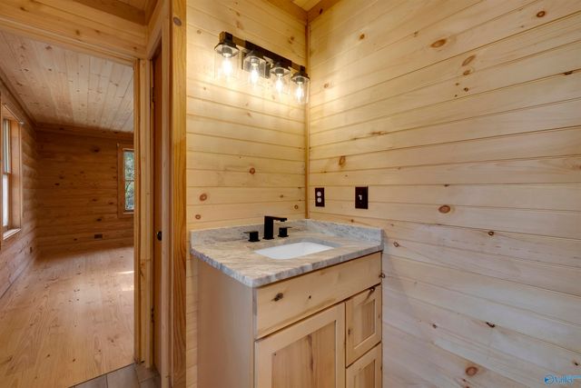 1162 County Road 648, Mentone, AL 35984