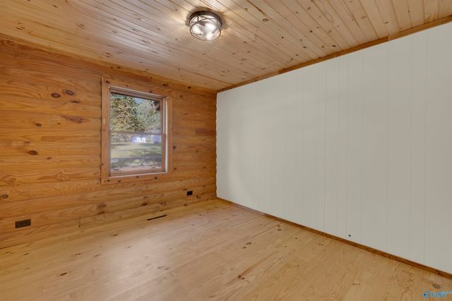 1162 County Road 648, Mentone, AL 35984