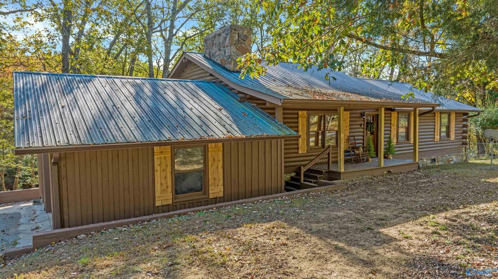 1162 County Road 648, Mentone, AL 35984