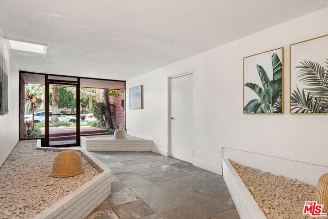 1127 9th Street 103, Santa Monica, CA 90403