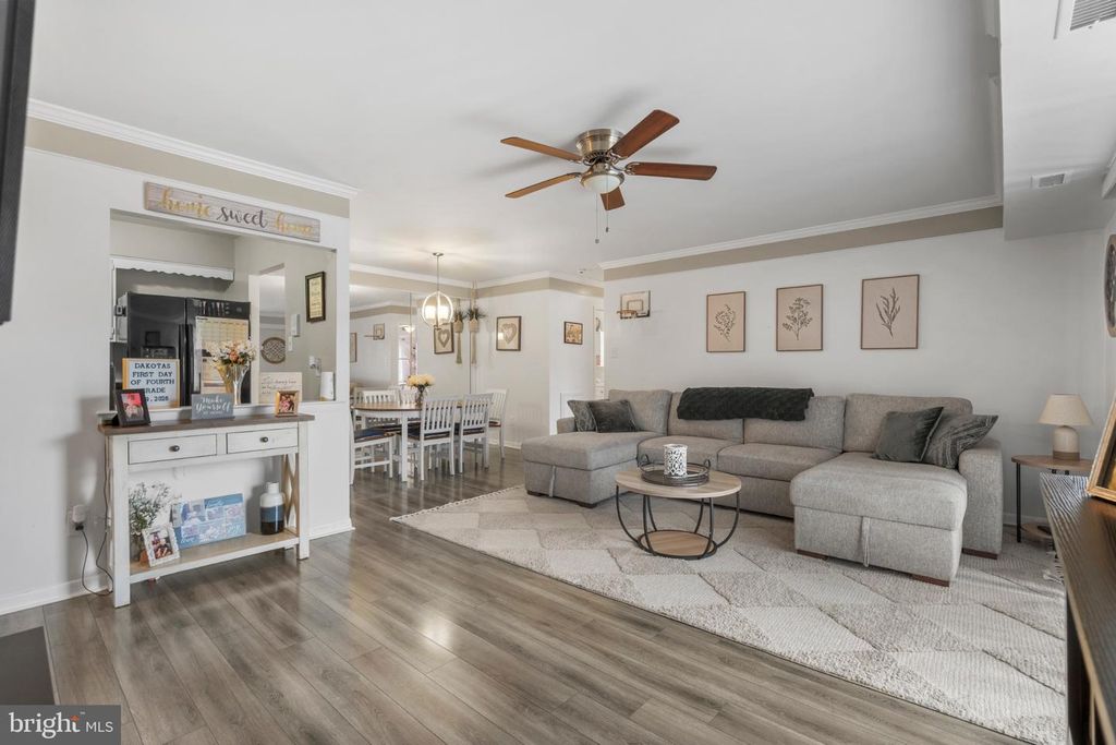 47202 DELAIRE LANDING RD #202, PHILADELPHIA, PA 19114 — photo 2